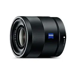 Produktbild: Sony SEL-24F18Z Zeiss Weitwinkel-Objektiv (Festbrennweite, 24 mm, F1.8, APS-C, geeignet für A6700, A6600, A6400, A6100, ZVE10, E-Mount) schwarz