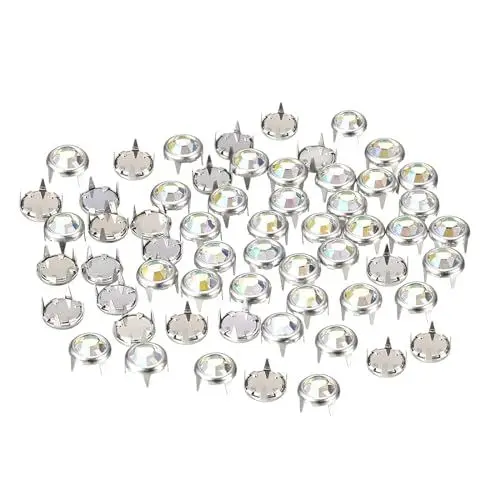 Produktbild: sourcing map 50 Stück Strass-Nieten-Nachfüllungen, 6 mm, schillernde 4 Krallen-Nagelkopf-Nieten, Verzierungen, dekorative Nieten für DIY-Lederhandwerk, Kleidung, Tasche, Gürtel (buntes Weiß)