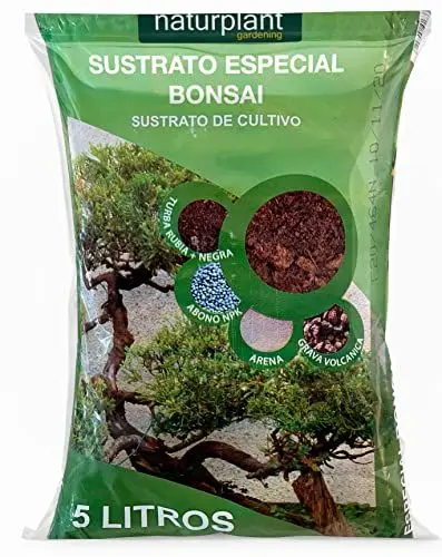 Produktbild: Spezielles Substrat für Bonsai. 5 Liter. Bestehend aus Blond- und Schwarztorf, Sand, Kies und Kompost. Ideal für das gesunde Wachstum Ihrer Bonsais. Naturplant.