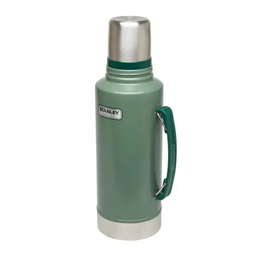 Produktbild: Stanley Classic Legendary Thermoskanne 1.9L - Hält 32 Stunden Heiß Oder Kalt - Spülmaschinenfest - Auslaufsicherer Deckel Dient Als Becher - Isolierflasche BPA Frei - Edelstahl Thermosflasche