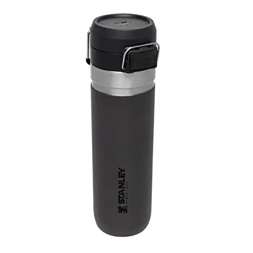 Produktbild: Stanley Quick Flip Trinkflasche Edelstahl 0.71L - Hält 12+ Stunden Kalt - Wasserflasche BPA-Frei - Spülmaschinenfest - Druckverschlussdeckel - Thermosflasche Auslaufsicher - Charcoal