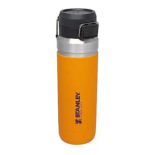 Produktbild: Stanley Quick Flip Trinkflasche Edelstahl 1.06L - Hält 18+ Stunden Kalt - Wasserflasche BPA-Frei - Spülmaschinenfest - Druckverschlussdeckel - Thermosflasche Auslaufsicher - Saffron