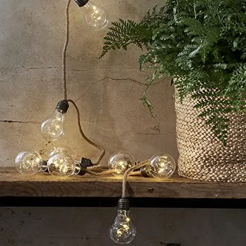 Produktbild: Star Trading 2,55m LED Lichterkette mit 10 Glühbirnen, für den Innenbereich, batteriebetrieben mit Timer, warmweißes Licht, IP20, dekorative Lichterkette Glühbirnen für den Innenbereich