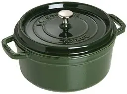 Produktbild: STAUB Gusseisen Bräter/Cocotte, Rund 24 cm, 3,8 L, Aromaregen Funktion für optimale Befeuchtung, Für alle Herdarten inkl. Induktion & Backofen, Basilikum/Grün
