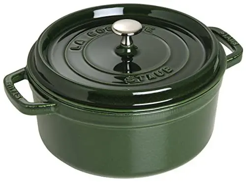 Produktbild: STAUB Gusseisen Bräter/Cocotte, Rund 24 cm, 3,8 L, Aromaregen Funktion für optimale Befeuchtung, Für alle Herdarten inkl. Induktion & Backofen, Basilikum/Grün