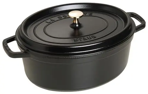 Produktbild: STAUB Gusseisen Bräter/Cocotte, Oval 37 cm, 8 L, Aromaregen Funktion für optimale Befeuchtung, Für alle Herdarten inkl. Induktion & Backofen, Schwarz