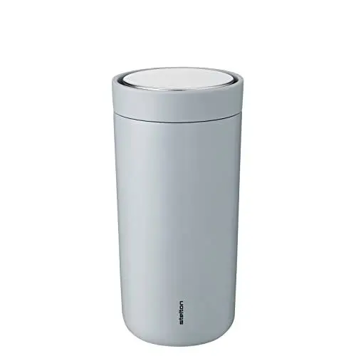 Produktbild: Stelton to-Go Click - Thermobecher, doppelwandige Isolierflasche - Rostfreier, auslaufsicherer Kaffeebecher/Teebecher mit Smart-Click-Deckel - Heiße & kalte Getränke - 0,4 Liter, Soft Cloud