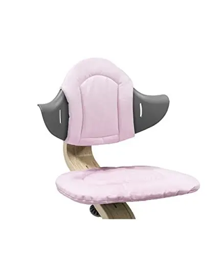 Produktbild: Stokke Nomi Kissen, Grey Pink - Für weiches und noch bequemeres Sitzen im Nomi Stuhl & Hochstuhl - Lässt sich einfach befestigen und abnehmen - Ab 6 Monaten - Maschinenwaschbar