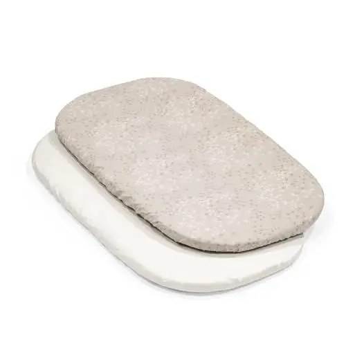 Produktbild: Stokke Snoozi Spannbetttücher - 1 Dandelion Beige & 1 Vanilla Cream - Passend für die ovale Snoozi Matratze - Weiche Bio-Baumwolle - Maschinenwaschbar