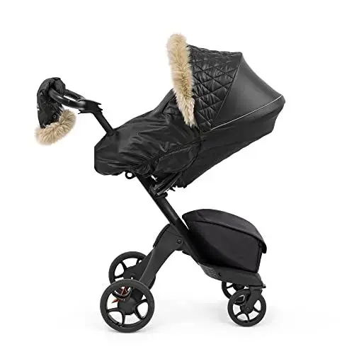 Produktbild: Stokke Xplory X Winter Kit, Onyx Black - Schützt Babys vor Wind und Wetter - Mit fleecegefütterten Fäustlingen für Eltern - Reflektierender Reißverschluss, echte Lammfelleinfassung