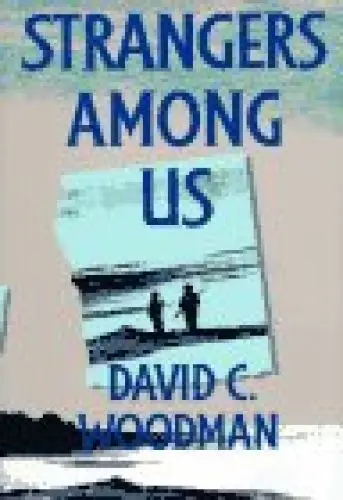 Produktbild: Strangers Among Us: Volume 10 (MCGILL-QUEEN'S NATIVE AND NORTHERN SERIES)