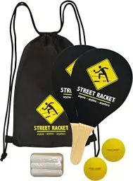 Produktbild: Street Racket Set, 2 Holzschläger, 2 Softbälle, Straßenmalkreide zur Spielfeldmarkierung, im Polyester-Carrybag, 970115
