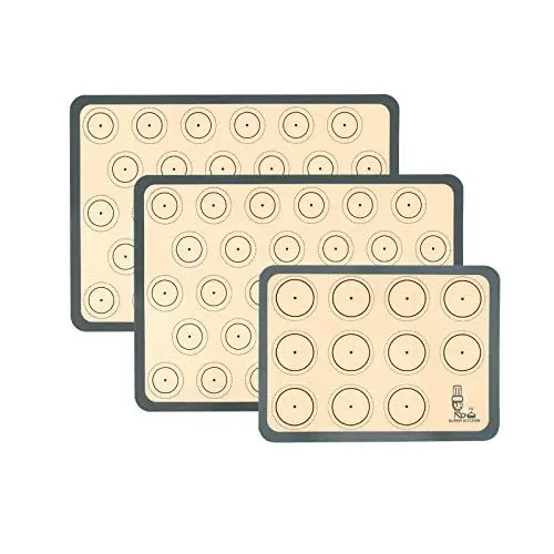 Produktbild: SUPER KITCHEN Backmatte aus Silikon für Macaron Keks - 3-Stück Set (Grau), Backunterlage Silikonmatte Backfolie Backpapier Backzubehör, Antihaft Matte für Makronen/Brot/Pizza, 42x29,5cm, 29,2cmx21,6cm