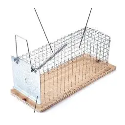 Produktbild: SWISSINNO Lebendfalle Rattenkäfig | Rattenfalle aus Holz und Metall | Ratten Fangen + Freisetzen | Tierfreundlich & Wiederverwendbar | Für Innen- und Außenbereich | 1X Falle
