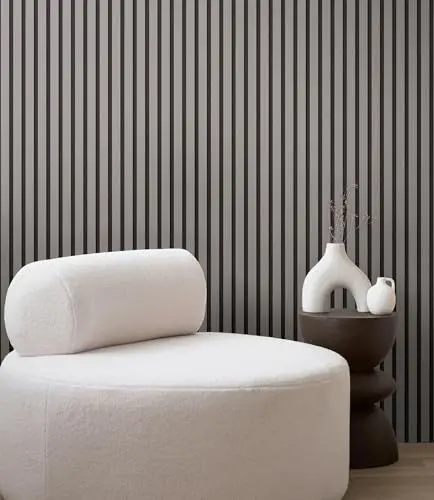 Produktbild: TAPETE LIVING 3D Tapete Grau Schwarz moderne Wandpaneele Vlies-Tapetenrolle skandinavische Lamellenewand