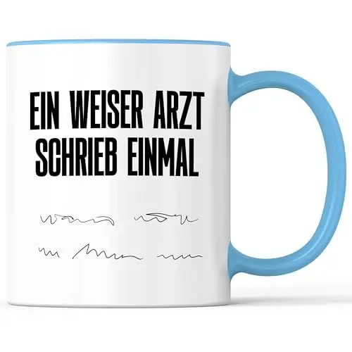 Produktbild: Tasse mit Spruch Weiser Arzt Unterschrift Becher Ärztin Hieroglyphen Sauklaue - lustiges Geschenk - Kaffeebecher als Geschenkidee - Kaffeetasse 330ml - Weiss-Hellblau