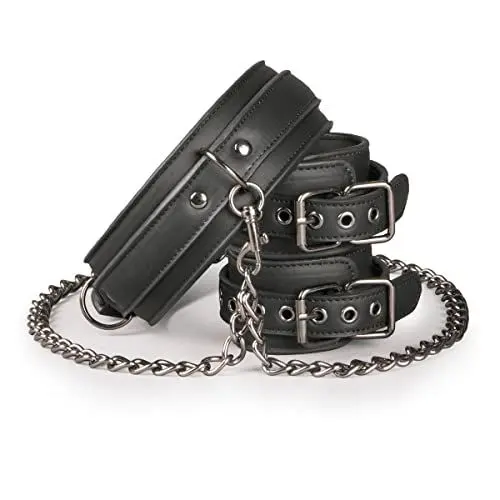 Produktbild: EasyToys Fetish Collection - Kunstleder Kragen mit Handschellen - 80 CM langer Slave Collar mit Handfesseln - Schwarzer Fesseln - Sei die Domina oder Dominus