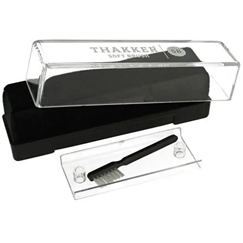 Produktbild: THAKKER Soft Brush - Antistatik Schallplattenbürste mit Samtpolster inkl. Nadelbürste