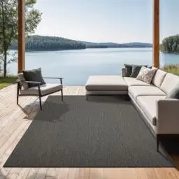 Produktbild: the carpet Mistra - robuster Teppich, modern, langlebig und pflegeleicht, In- und Outdoor, Wohnzimmer, ideal für Küche, Flur und Wintergarten, flachgewebt, Anthrazit, 140 x 200 cm