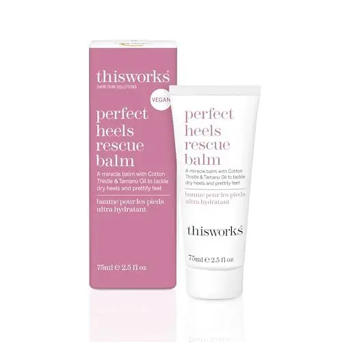 Produktbild: This Works Perfect Heels Rescue Balm, 75 ml — Natürliche Fußcreme mit ätherischen Ölen aus Baumwolldistel, Zitrone und Lavendel für rissige Fersen und trockene Haut