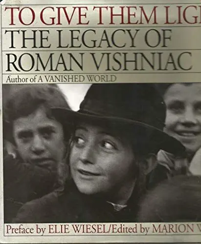 Produktbild: To Give Them Light: The Legacy of Roman Vishniac