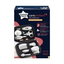 Produktbild: Tommee Tippee Baby-Pflegeset, 9x Essentielle Pflegeartikel für Neugeborene für zu Hause und Unterwegs, abwischbares und wasserdichtes Reiseetui (Design kann variiieren)