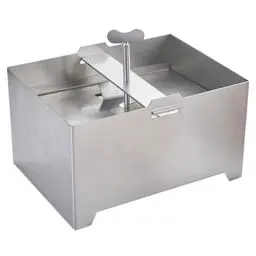 Produktbild: Operitacx Tofu-Presse Langlebiger Tofu-Maker Aus 304 Edelstahl In Lebensmittelqualität Multifunktionales DIY-Werkzeug Liebhaber Hausfrau Mutter Küchenhelfer (16 X 12 X 9 cm)