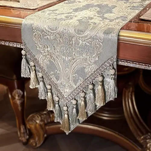 Produktbild: TOPLUXE Tischläufer mit Quasten, Jacquard Tischdecke für Esstisch Urlaub Party Wohnzimmer Dekoration (33x274cm, Hellgrau)