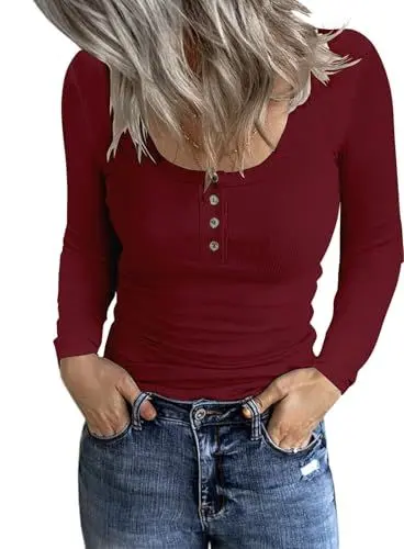 Produktbild: TrendiMax Damen Langarmshirt Rundhals Stretch Pullover Gerippt Elegant Langarm Oberteile Henley Shirt mit Knopfleiste Casual Basic Tops, Weinrot, M