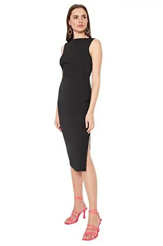 Produktbild: TRENDYOL Damen Figurbetontes Midi-kleid Kleid, Schwarz, 38 EU