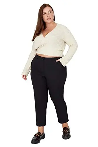 Produktbild: TRENDYOL Damen Carrot Pants Plus Size Pants Hose, Schwarz, 44 EU