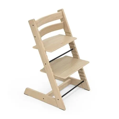 Produktbild: Tripp Trapp Stuhl von Stokke, Oak Natural – Verstellbarer, anpassbarer Stuhl für Kleinkinder, Kinder & Erwachsene – Praktisch & ergonomisch – Gefertigt aus Eichenholz