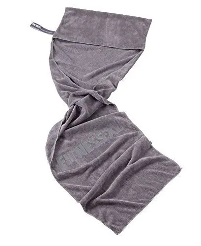 Produktbild: TROIKA SCHWITZABLEITER FITNESS XL – TWL04/GY – Fitness-Handtuch mit abgenähtem Umschlag – Sporthandtuch– zur Befestigung an der Rückenlehne des Fitnessgeräts – extra lang (1,40 m) – TROIKA-Original