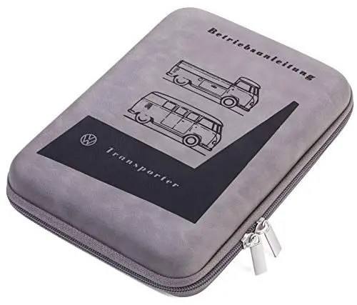 Produktbild: TROIKA TRAVEL CASE – CBO13/GB – Organizer-Etui für Fahrzeugpapiere – Official licensed by Volkswagen – Reißverschluss, 3 Innenfächer, 6 Elastikband-Schlaufen, 1 Stiftschlaufe – TROIKA-Original