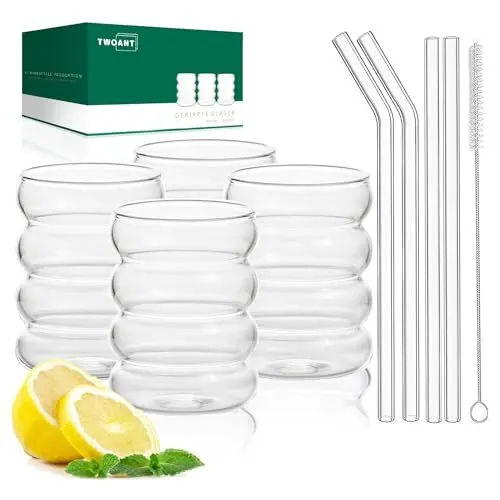 Produktbild: twoant Gerippte Trinkgläser 350ml 4er Set Cocktailgläser Wellenförmige Wassergläser Getränkegläser Saftgläser Kaffeegläser aus Glas Gläser für Wasser Trink Saft mit Glasstrohhalmen, Bürsten