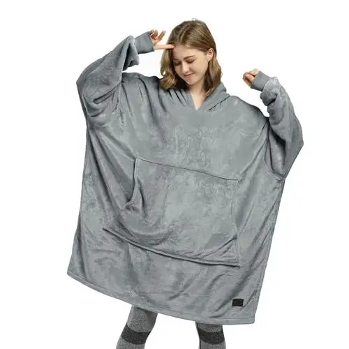 Produktbild: Übergroße Fleece Hoodie Decke Dunkelgrau, Warme Großes Kapuzendecke Tragbare Decke zum Anziehen , Flauschige Kapuzenpulli Decke mit Ärmeln und Kapuze als Geschenkidee für Damen und Herren
