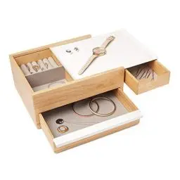 Produktbild: Umbra Stowit Design Schmuckkasten – moderne Schmuck Box mit Geheimfächern für Ringe, Armbänder, Uhren, Halsketten, Ohrringe und Accessoires, Holz / Metall, Weiß / Natur, Gross