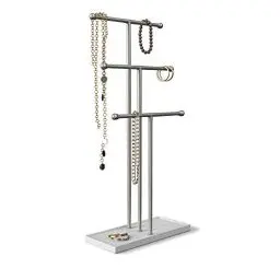 Produktbild: Umbra Trigem Schmuckbaum – Extra Hoher Schmuckständer für Ketten mit integrierter Schmuckablage für Ringe, Ohrringe, Armbänder, Uhren und Accessoires, 3-stufig, Weiss/Nickel