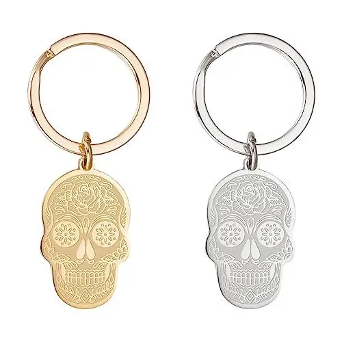 Produktbild: UNICRAFTALE 2 Stk 2 Farben Zuckerschädel Schlüsselanhänger 304 Edelstahl Anhänger Schlüsselanhänger Halloween Metall Schlüsselanhänger Für Taschen Geldbörse Rucksack Ornament