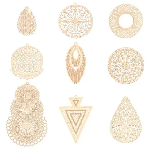 Produktbild: UNICRAFTALE 36 Stück 9 Stile Charms Im Böhmischen Stil Messing Charms Goldfiligran Anhänger Kronleuchter Komponenten Charms Runde Tropfen Dreieck Charms Anhänger Für Die Herstellung von Ohrringen