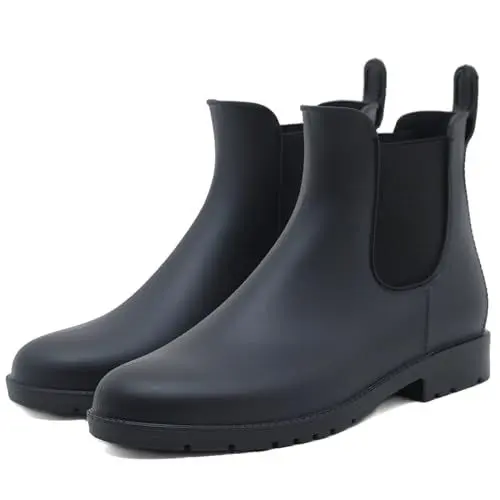 Produktbild: Uniuni Gummistiefel Damen Halbhoch Regenstiefel Herren Kurz Gummi Stiefeletten Wasserdicht Chelsea Boots Rutschfest Regen Schuhe Ankle Garten Stiefel mit Blockabsatz Schwarz 40