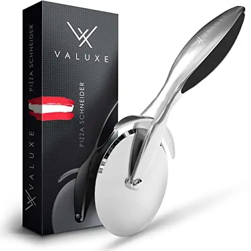 Produktbild: VALUXE® (Das Original) Pizzaschneider aus Edelstahl - Pizzaroller scharf & spülmaschinenfest - Professioneller Pizza-Cutter Roller mit rutschfestem Griff, Pizzamesser Rad