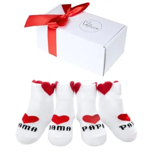 Produktbild: VELVIVO Baby Socken Geschenkset für Neugeborene Mädchen Jungen 0-6 Monate 2 Paar Baumwollsocken Süße Herzmotive Ich Liebe Mama/Ich Liebe Papa