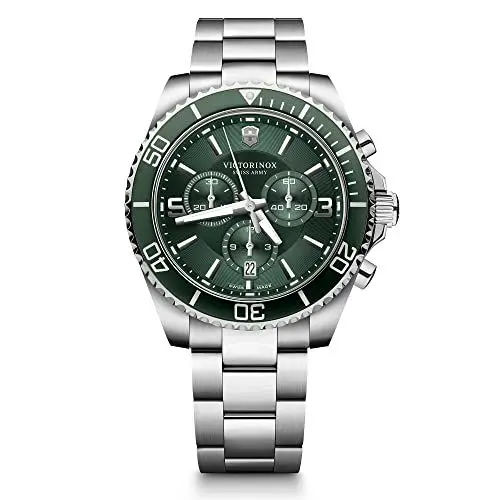 Produktbild: Victorinox Herren-Uhr Maverick Chronograph, Herren-Armbanduhr, analog, Quarz, Wasserdicht bis 100 m, Gehäuse-Ø 43 mm, Armband 21 mm, 191 g, Grün/Silber