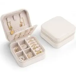 Produktbild: Vlando Schmuckkästchen Klein, Schmuckschatulle für Mädchen, Schmuckbox Damen, Reise Schmuck Etui, Jewelry Organizer Leder, für Ohrringe, Halsketten, Ringe, Hochzeit Geschenk