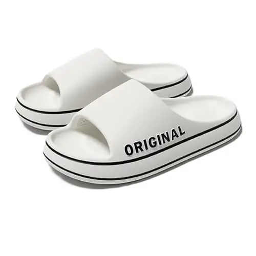 Produktbild: Vmhkjo Badelatschen Damen Herren Cozislides Original Schlappen Weich EVA Wolken Hausschuhe rutschfeste Badeschlappen Sommer Cloud Slides Dicke Sohle,Weiß,44/45 EU