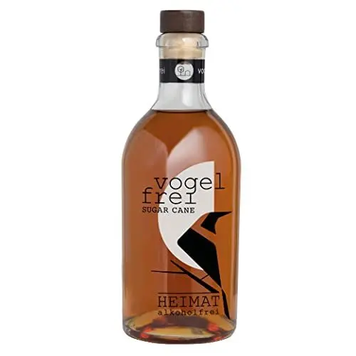 Produktbild: VOGELFREI SUGAR CANE alkoholfreie Alternative 0,0% auf der Basis von Zuckerrohrmelasse und pflanzlichen Destillaten für alkoholfreie Cocktails aus der HEIMAT Destille (1 x 0,5l)