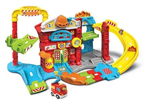 Produktbild: VTech Tut Tut Baby Flitzer - Feuerwehrstation – Interaktives Spielset mit beweglichen Elementen, Melodien und Liedern und Feuerwehrauto – Für Kinder von 1-5 Jahren