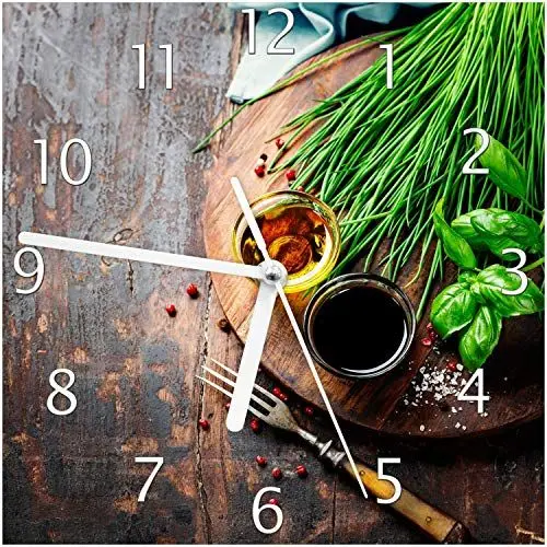 Produktbild: Wallario Design-Wanduhr Kräuter, Öle und Gewürze auf einem Holzbrett aus Glas, Motiv-Uhr Größe 20 x 20 cm, weiße Zeiger