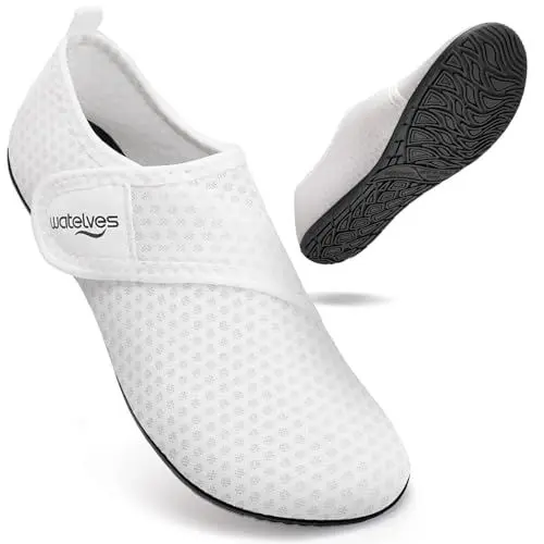 Produktbild: WateLves Badeschuhe Wasserschuhe Herren Damen Schwimmschuhe Strandschuhe Aquaschuhe Schnell Trocknend Breathable Surfschuhe Beach Pool Unisex（Schneeflocke weiß 36/37）